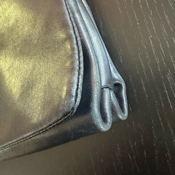 💯 AUTHENTIC VERSACE PALAZZO cross body bag 😍 !! AUTHENTICITY GUARANTEED - Picture 12 of 12